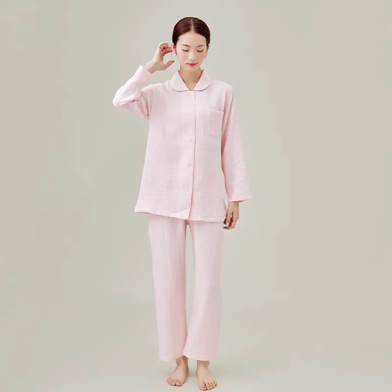 Женская пижама из двухслойного крашеного крепа.22