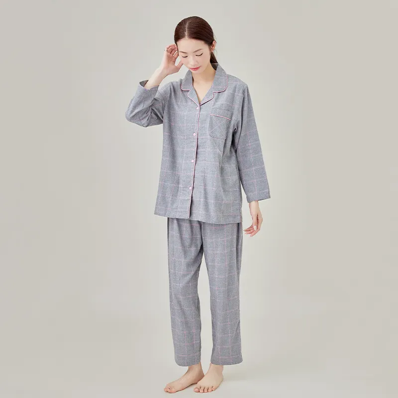 Женская пижама из окрашенной в пряже фланели.002