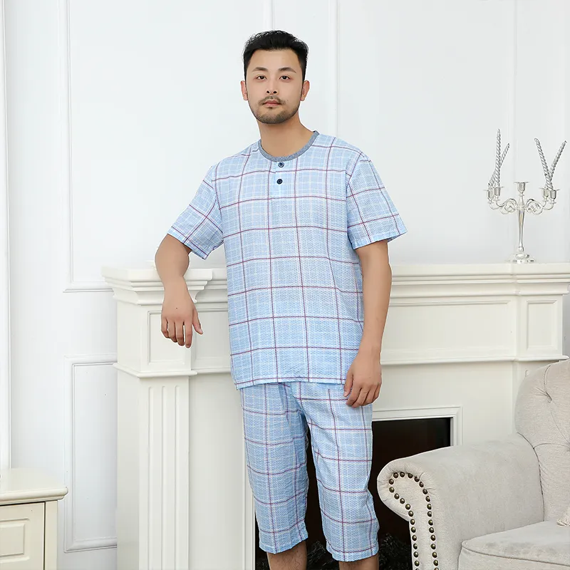 Пижама с короткими рукавами из полиэстер-хлопка, изготовлена ​​из ткани сирсакер из полиэстера и хлопка.2